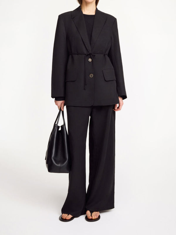 HILAO Blazer i Lyocell Sort
