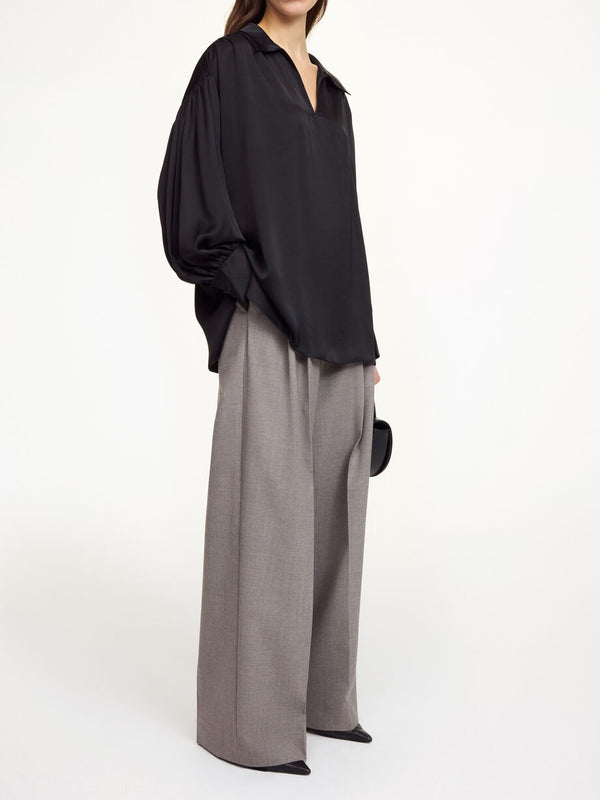 LEONORA Sateng Bluse Sort