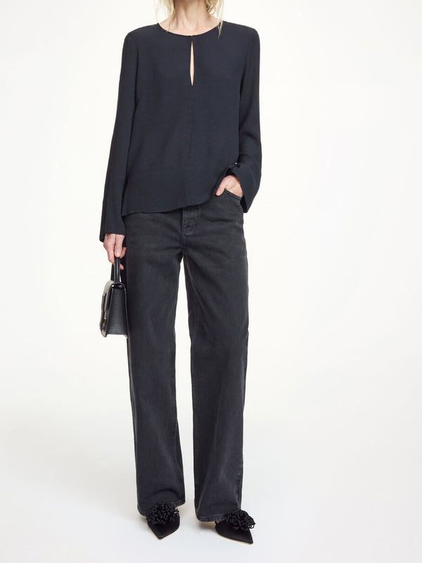 MALUKKA Bluse med lett struktur Sort