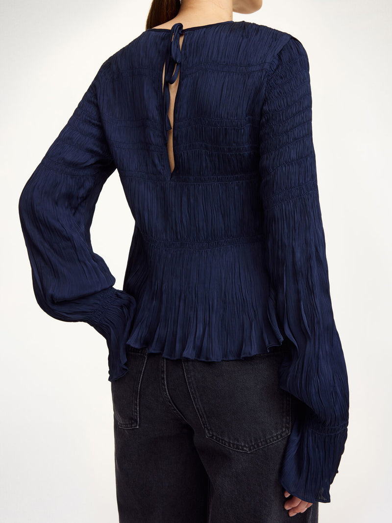 OVAS Bluse med struktur og dyp rygg Mørkeblå