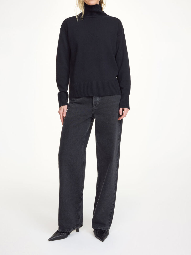 VANILLE Høyhalset genser i 100% ull Sort