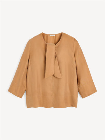 VEGA Bluse ned knyting i halsen Brun