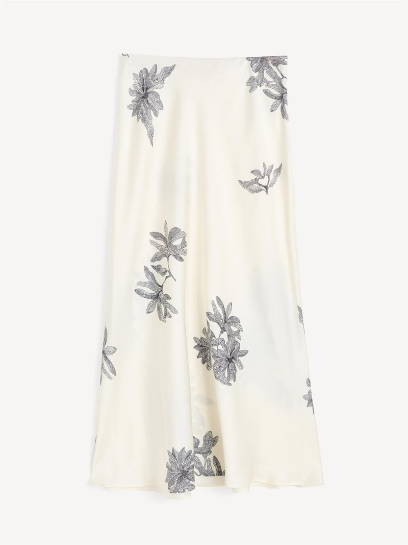 By Malene Birger Boshan skjørt med blomstermønster, i en elegant og asymmetrisk design, laget av en blanding av acetat og polyester.