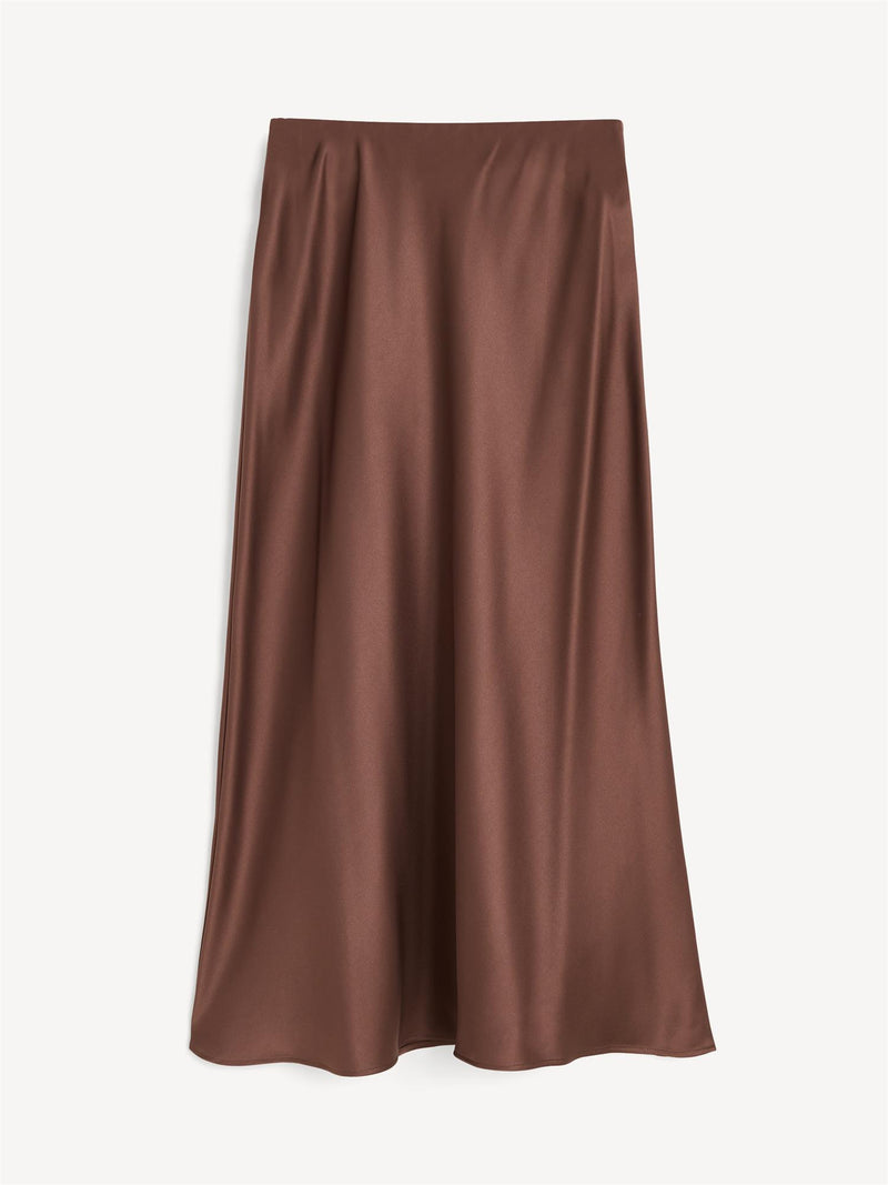 By Malene Birger Boshan skjørt i mørkebrun, med asymmetrisk snitt og elegant stil, laget av en blanding av acetat og polyester.