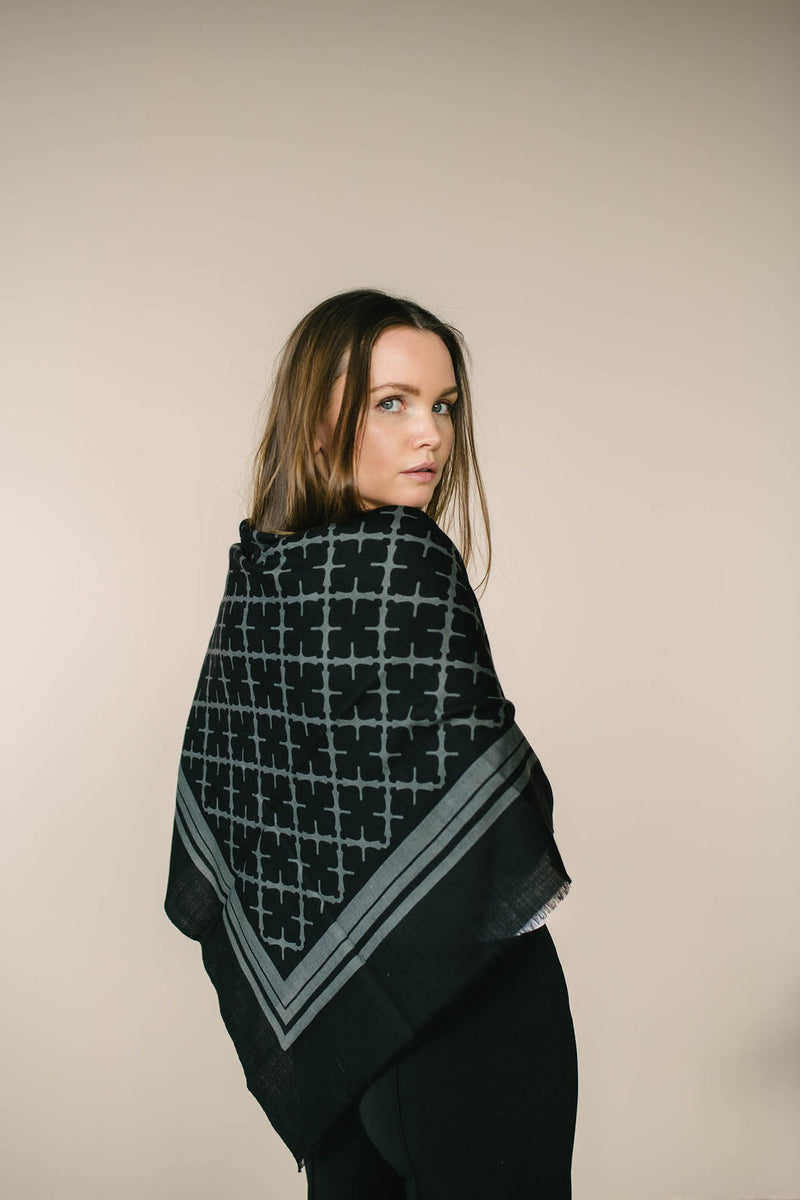 cornelis, skjerf, ull, grå, by malene birger