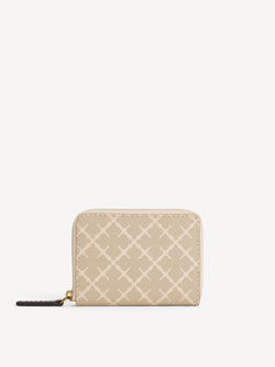 By Malene Birger, Elia coin, lommebok  i beige, imitert skinn, med Signature Flower-mønster.