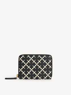 By Malene Birger Elia Coin lommebok i sort, med Signature Flower-print og gullfarget logo, laget av polyvinylklorid.