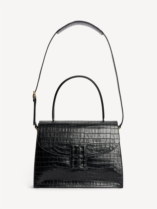 By Malene Birger Ronlas veske i sort kalveskinn med kroko-struktur.