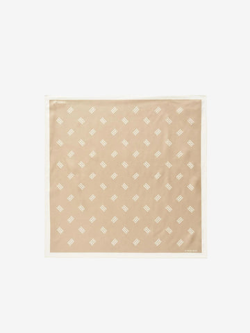 MONNIS Silkeskjerf Lysebrun med monogram print